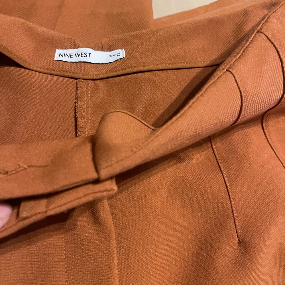 Nine West Men's Rust tappered trousers